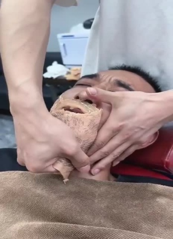 Так бреются в Китае