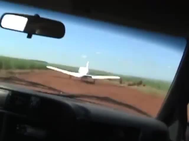 Как остановить взлетающий самолёт